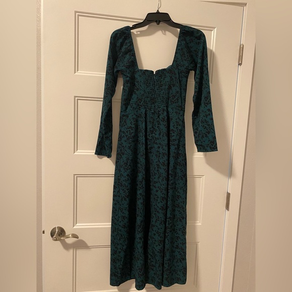 Abercrombie & Fitch Dark Green Long Sleeve Dress - Picture 4 of 5